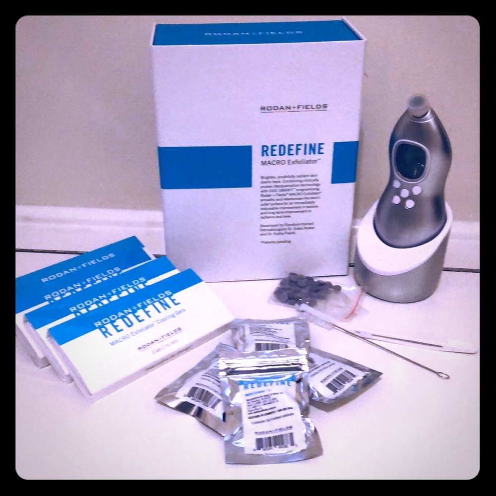 🌻Rodan+Fields Redefine Macro Exfoliator